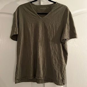John Varvatos Green T-shirt size XL